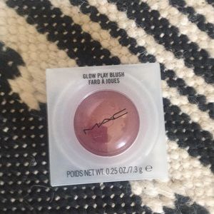 Mac Cosmetics Glow Play Blush